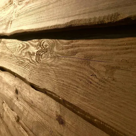 Holzhaus Trollbluemchen Am Wald Und Nyaraló Neuruppin