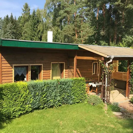 別荘 Holzhaus Trollbluemchen Am Wald Und