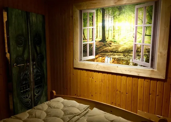 Holzhaus Trollbluemchen Am Wald Und بيت للعطل